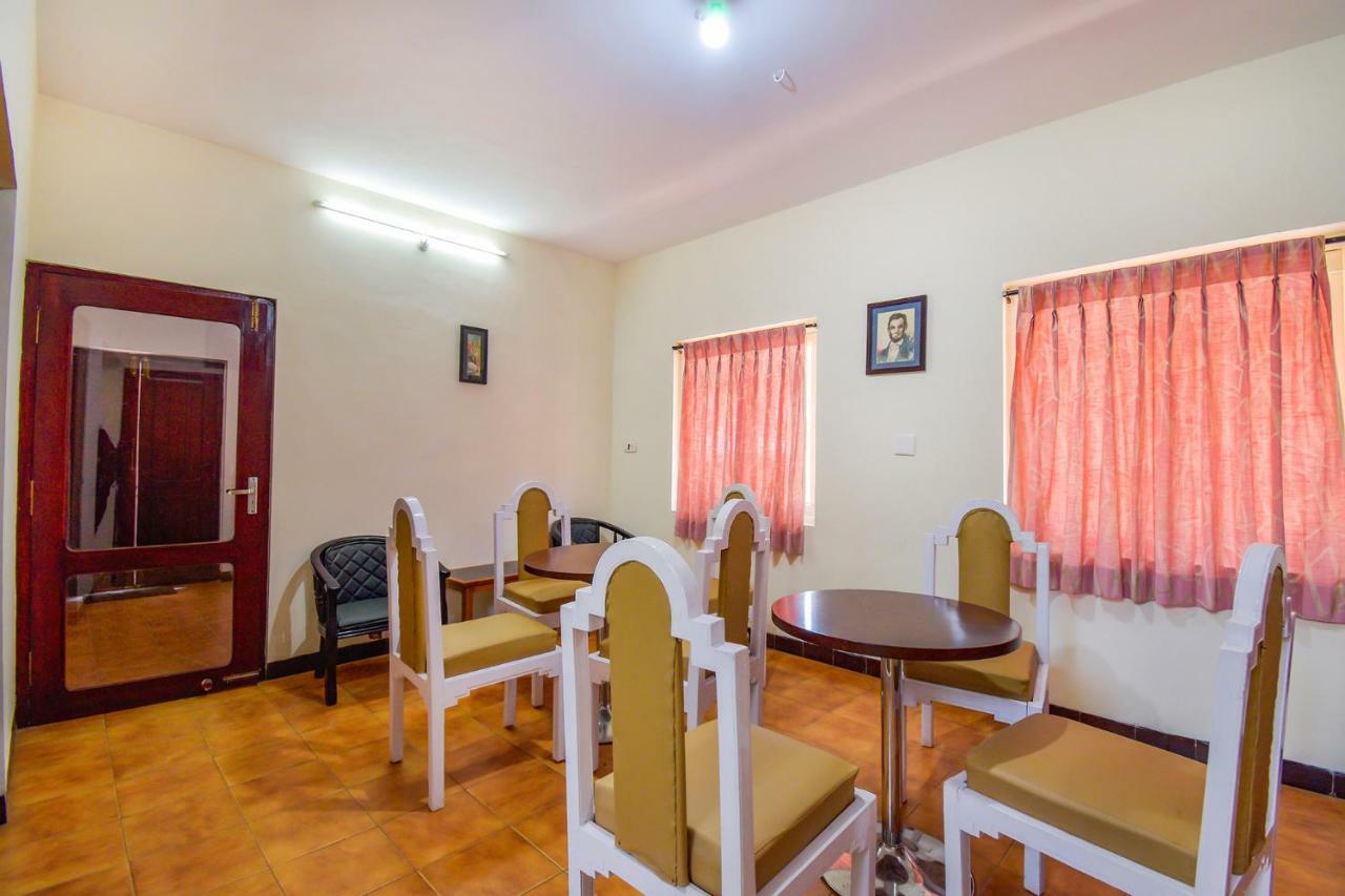 Fabexpress Wenlock Homes - Nr Government Rose Garden Ooty Ngoại thất bức ảnh
